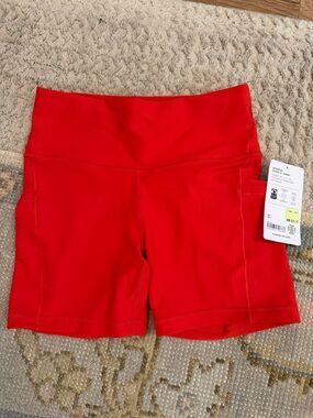 Performance High-Waist Red Women’s Shorts